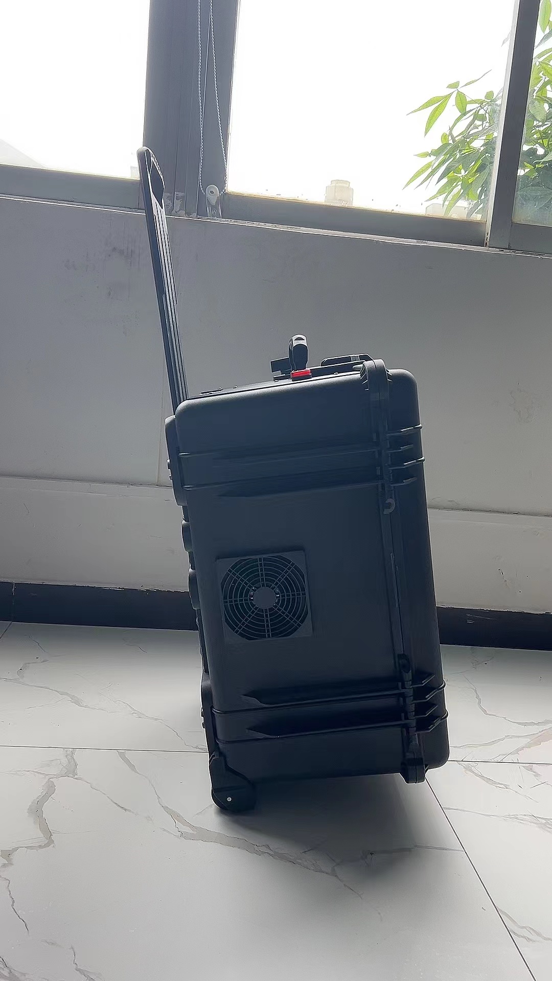 辽阳手拉箱型移动通信干扰器